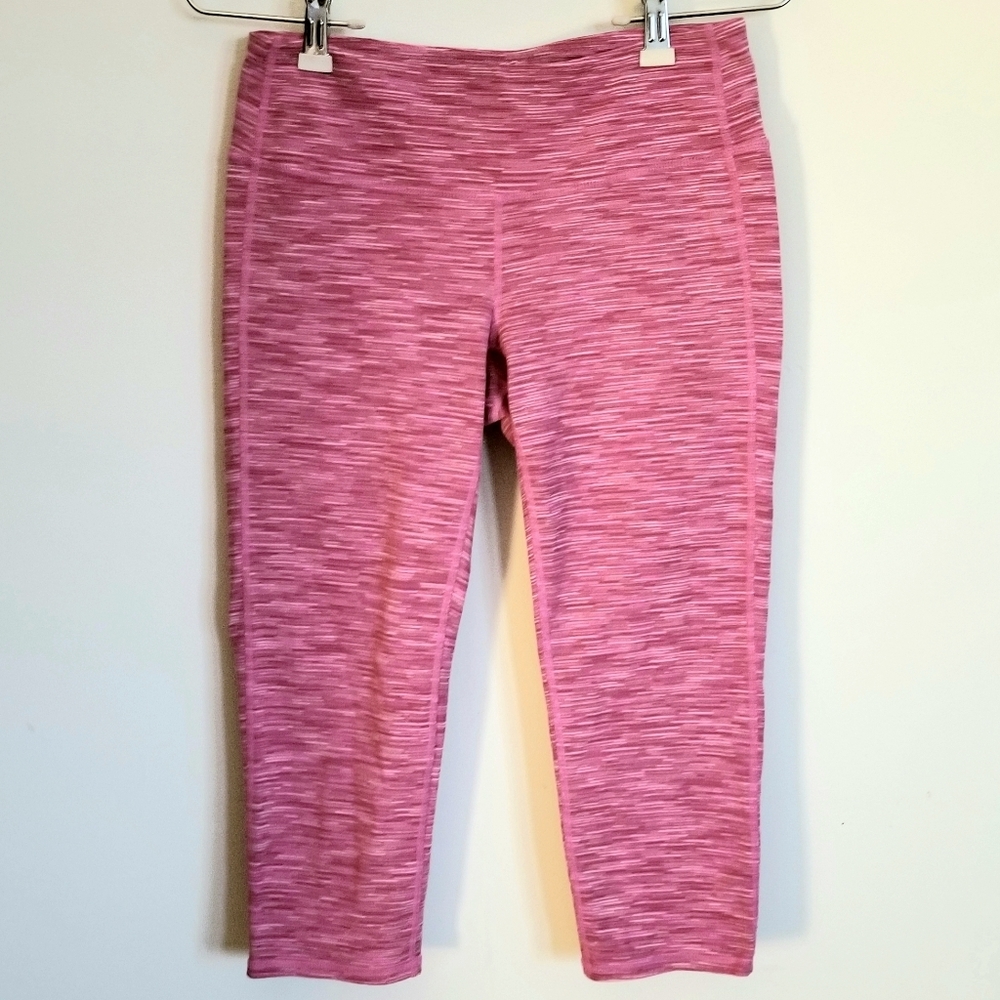 ATHLETA PINK CROPPED YOGA PANTS